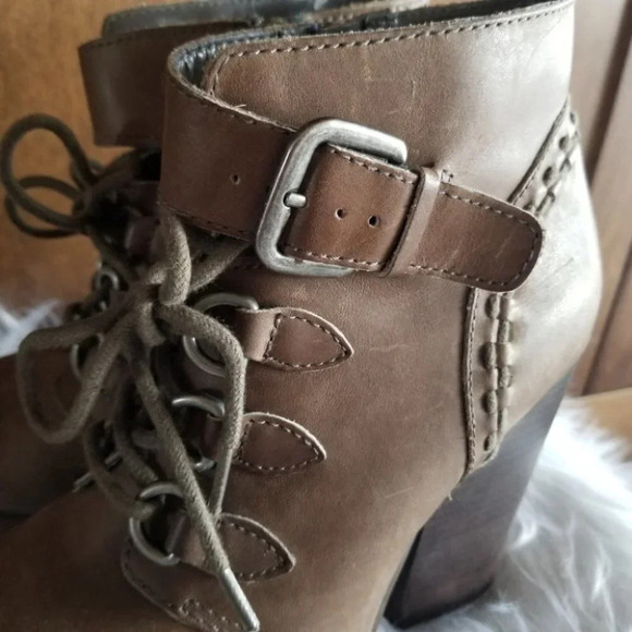 Seychelles Shenanigans Leather Lace Up Platform Booties 7 - Picture 10 of 13